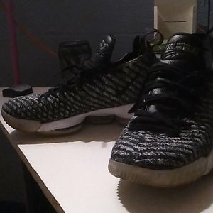 Pair of shoes I dont ware anymore